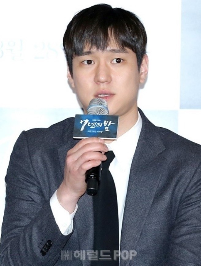 <b>고경표</b>, 19금 무인사진 촬영 <b>루머</b>에…“강경한 <b>법적 대응</b>”