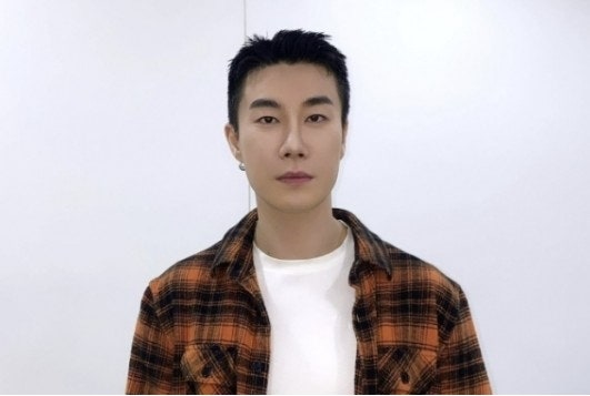 ‘<b>행인 폭행</b>’ 혐의 <b>산이</b>, 검찰서 <b>기소유예</b> 처분 받았다