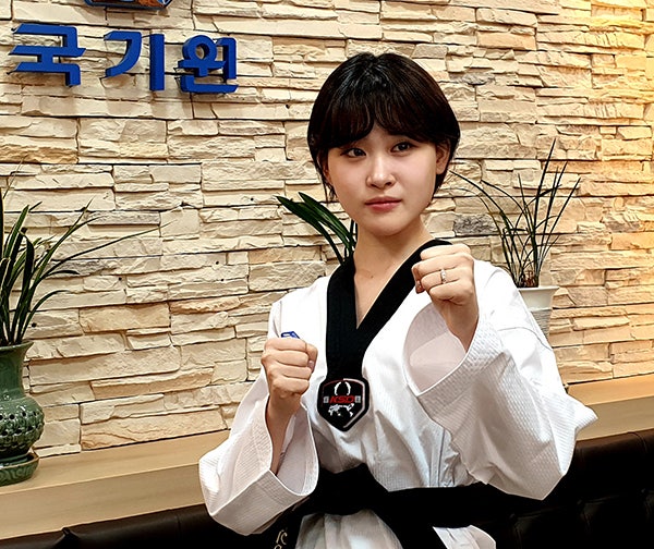 <b>김다현</b>, “앗!” <b>태권도 홍보대사</b> 위촉 ‘글로벌 활동 보폭 넓혀’