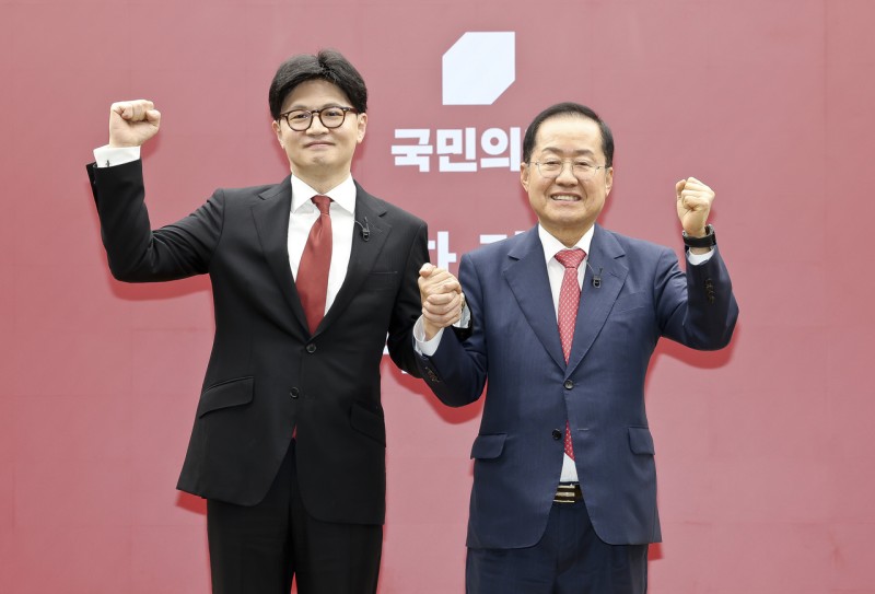 국힘 2차 <b>경선</b> 대진표 완성…25일 韓-洪 3시간 ‘끝장 토론’ 성사