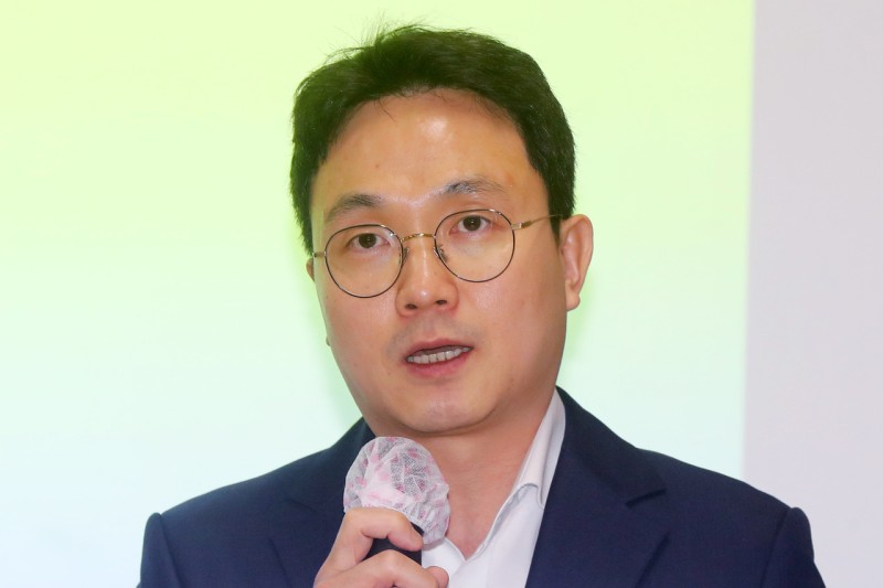 유튜버 <b>이진호</b>, 가세연 주장 <b>반박</b> “<b>김새론 녹취록</b> AI로 조작”