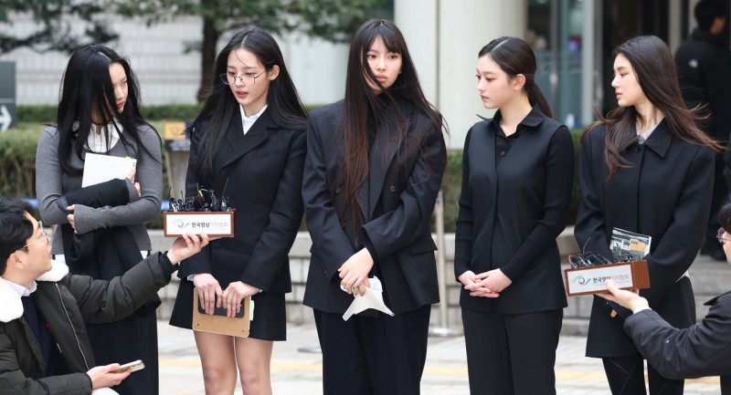 <b>뉴진스 민지</b> “우린 여기서 멈춘게 아니다”