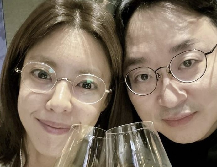 “내가 외도?”…‘<b>이윤지</b> 남편’ <b>정한울</b>, <b>이혼 루머</b> 직접 해명