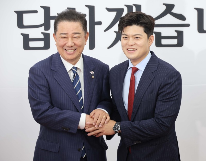 <b>김병기</b>, 野김용태·<b>송언석</b> 예방…“국힘과 <b>협치</b>할 자세 돼 있다”