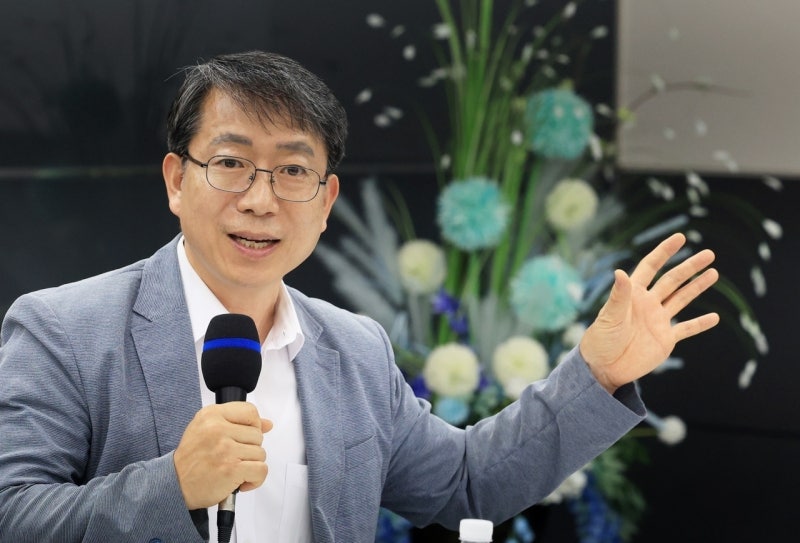 [이사람]“길이 없으면 길을 낸다”...박영래 노원구 국장 33년 공직 마...