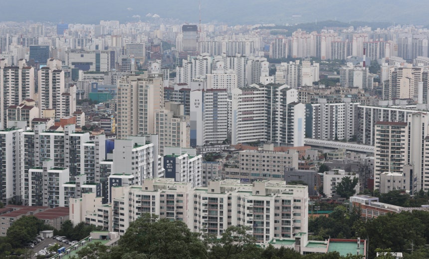 서울 아파트 밀집 지역 전경과 주담대 6억원 제한 적용 지역