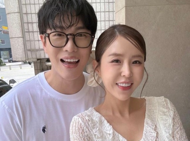 ‘신지 예비신랑’ <b>문원</b>, <b>악플</b>에 칼 빼들었다…“정신적 피해 심각” 법...