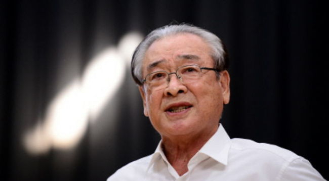 “<b>이순재 건강</b>하다”…‘<b>건강악화설</b>’ 부인. 영화·다큐 촬영도 검토