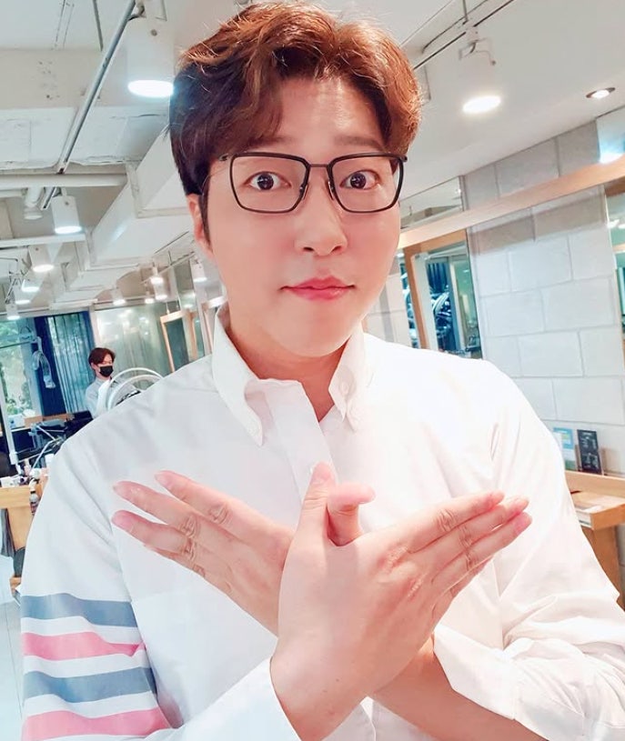 <b>대도서관</b> 사인은 ‘<b>뇌출혈</b>’…전처 ‘윰댕’ 심경 밝혔다
