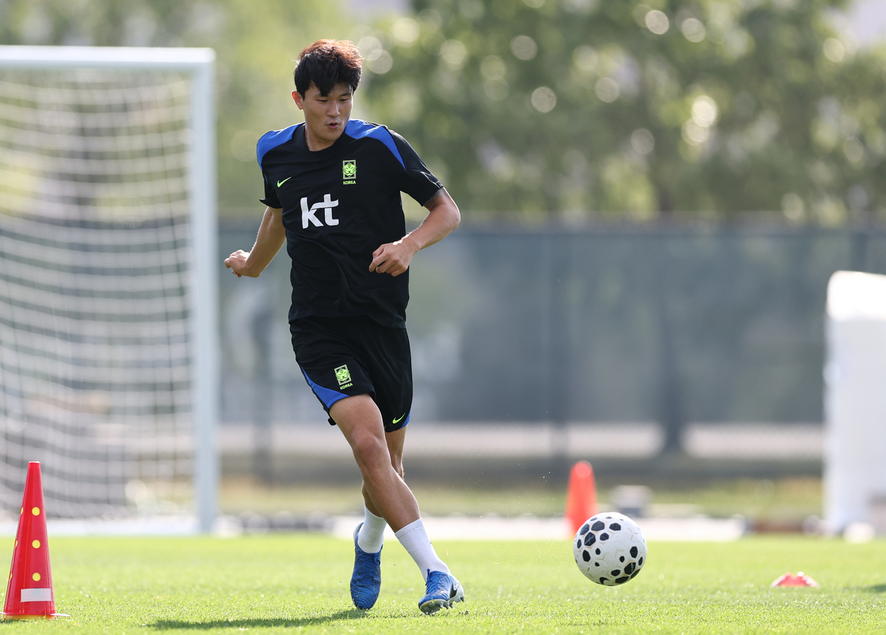 “<b>김민재</b>, <b>부상</b>으로 韓 축구대표팀 합류 불투명”