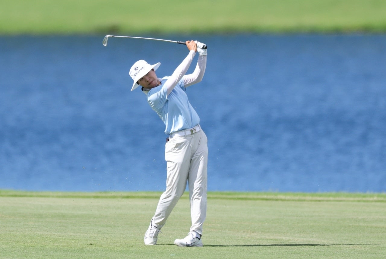 <b>이소미 뷰익</b> LPGA <b>상하이 공동 4위</b> 도약..선두와 3타 차