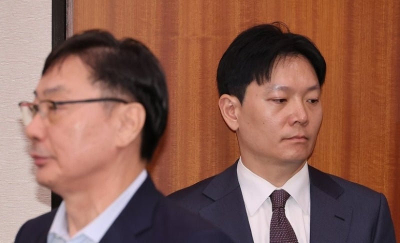 박상용 검사 “<b>이화영</b> <b>변호인 교체</b>에 <b>김현지</b> 관여했다” [세상&]