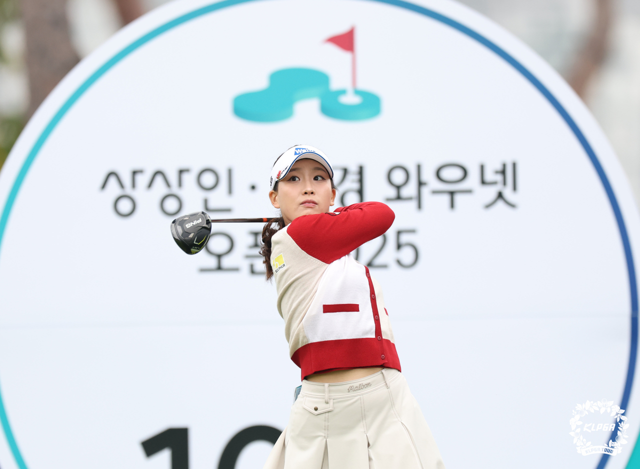 코스 레코드 깬 <b>이율린</b> 깜짝 선두..생애 첫 승 <b>도전</b>