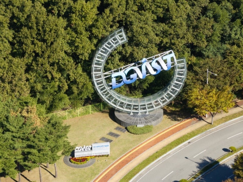 0002550738_001_20251031125710215.jpg?type=w800