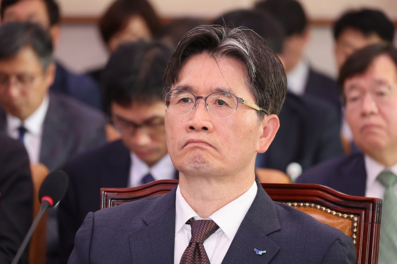 “정상적인 수사 과정이었다” <b>오동운 공수처장</b>, 피의자로 해병<b>특검</b> 출...