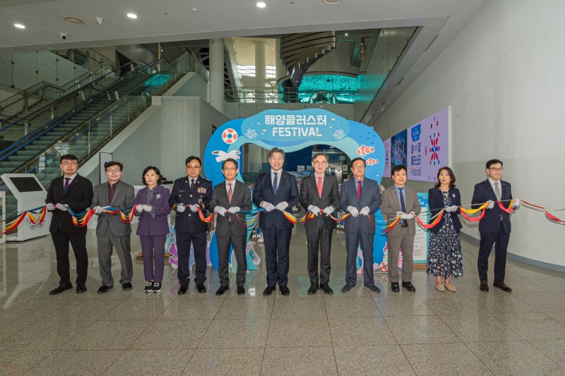 0002554555_001_20251107181108192.jpg?type=w800