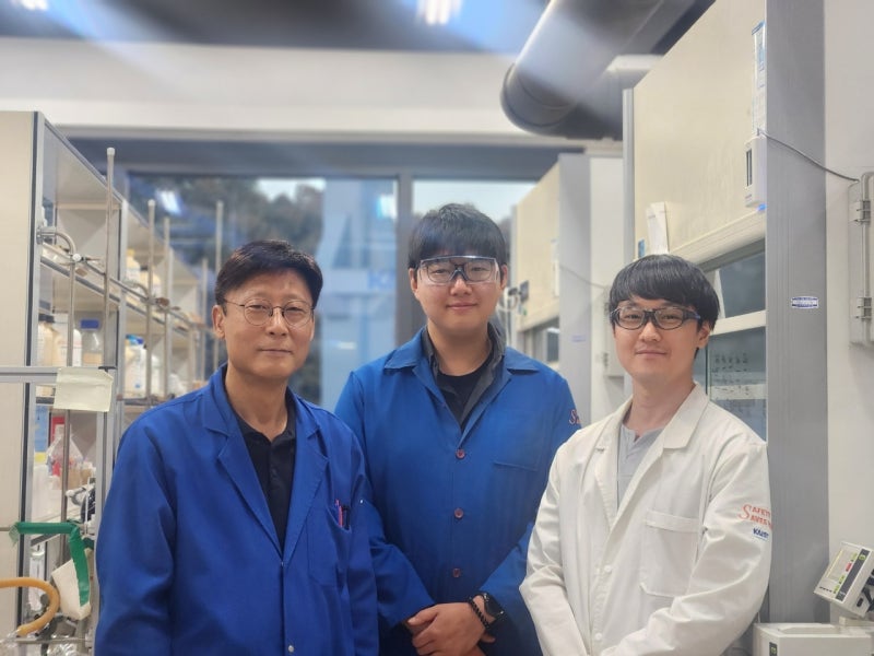 0002558275_001_20251116120119839.jpg?type=w800