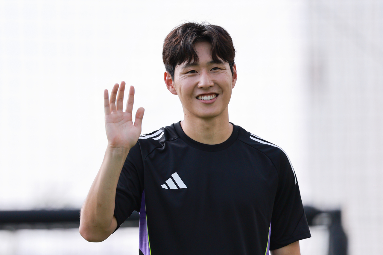 <b>이강인</b>, <b>허벅지</b> 근육 <b>부상</b>…PSG “몇 주간 결장”