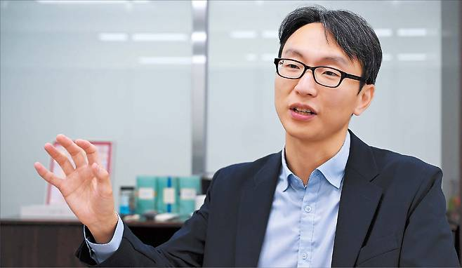 정희원 대표, 스토킹 신고 부친에게 20억 회유 시도? ㄷㄷ