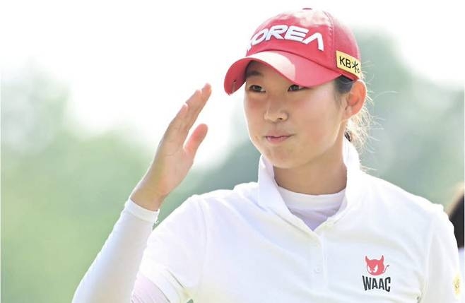 14세 여중생 <b>김서아</b>, 日 산토리 오픈 단독 3위 입상