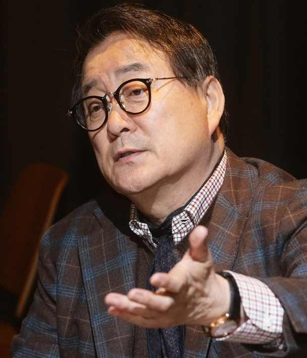 ‘800평 대저택’ 노주현…세컨드하우스는 月400만원 초호화 서울 <b>실버</b>...