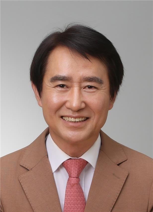 [속보] KAIST 신임 총장에 기계공학과 배충식 교수