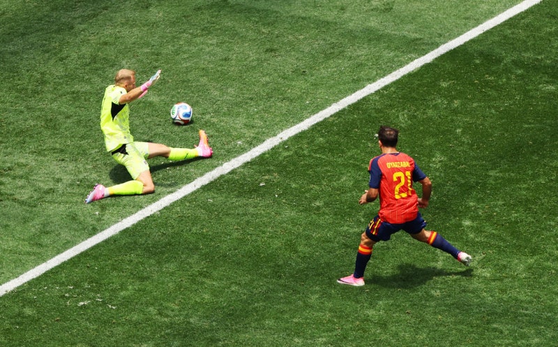 우승후보 <b>스페인</b>, 오스트리아 3-0 완파 <b>16강</b> 합류