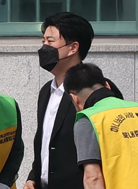 김호중 이래서 가석방으로 풀려났나…같은 날 1627명이나 가석방됐다는데