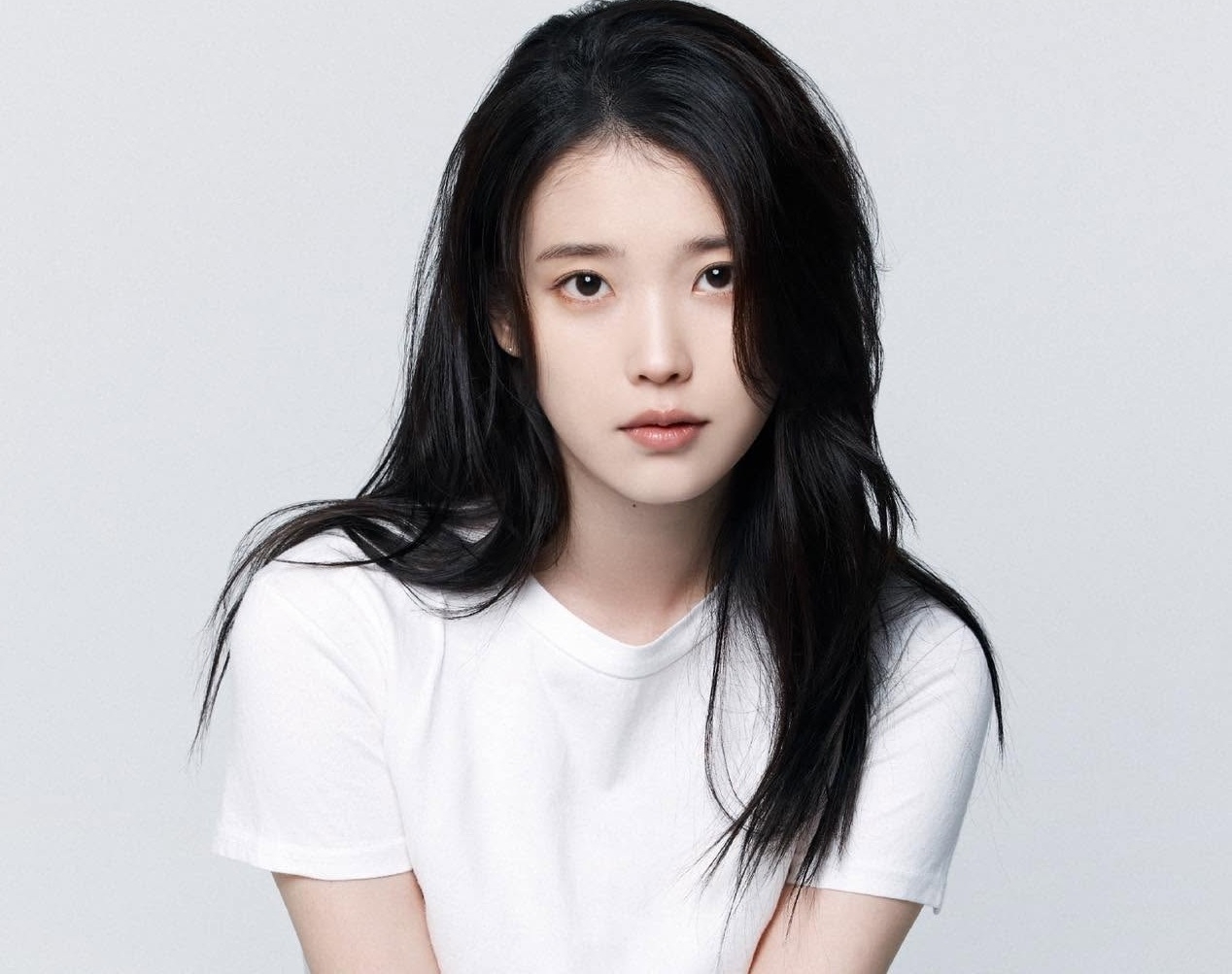 아이유, 전원주택 인연 경기 양평군에 또 성금 전달