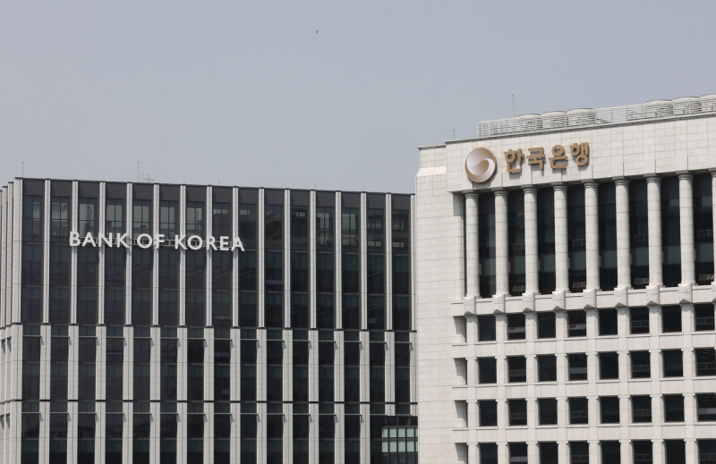 <b>삼전닉스</b>에 갇힌 K-증시… ‘단일 레버리지’가 변동성 폭탄 키웠다