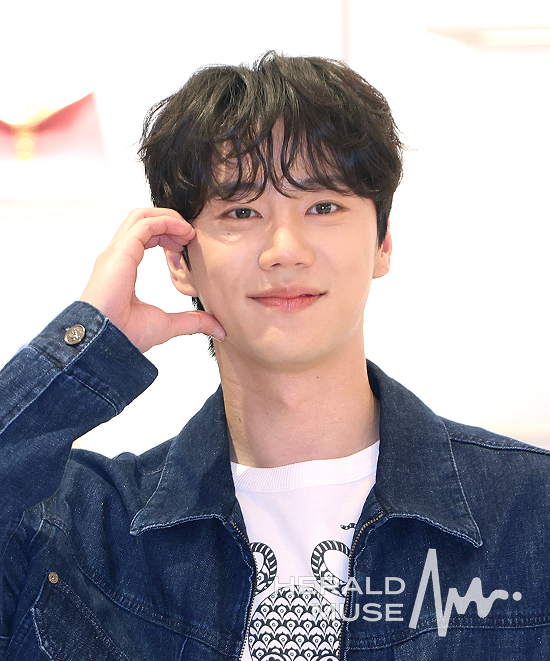 <b>이준영</b>, 21일 육군 <b>현역 입대</b>…“잘 다녀오겠다, 내후년 겨울에 봬요”