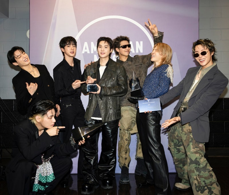 <b>BTS</b>가 효자네…<b>부산</b> 소상공인 <b>매출</b> 10% 넘게 뛰었다