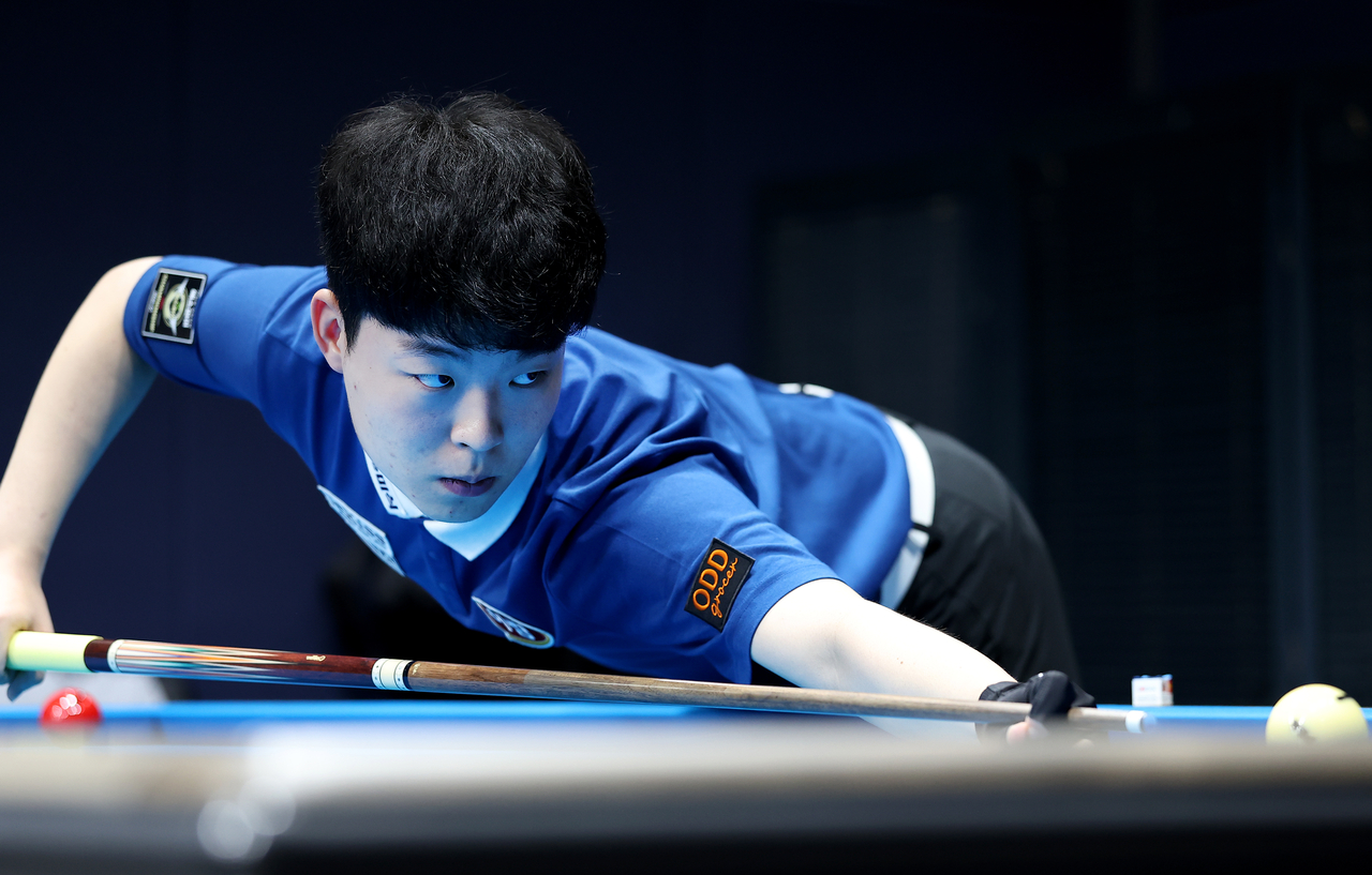 ‘초신성’ 김영원, 해커 3-1 격파 16강행