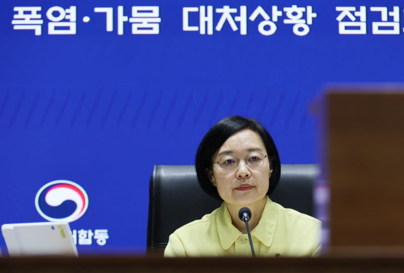 한 총리 “폭염·가뭄 취약계층 보호·안전수칙 점검” 긴급 지시