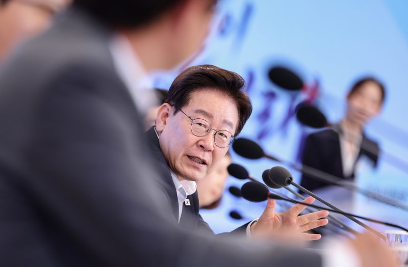 李<b>대통령</b>, <b>가업상속공제</b> 개편에 “부당 감면 축소는 조세 정상화”