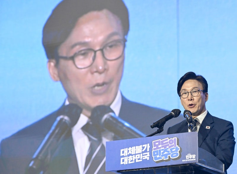 [속보] 與 신임 수석대변인 박성준…대표 비서실장 <b>김태선</b>