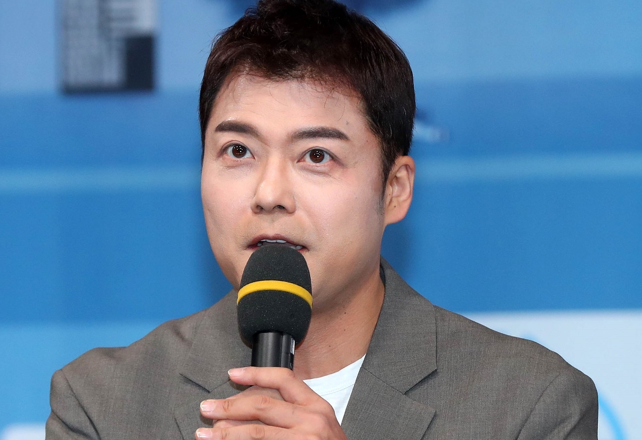 <b>전현무</b> “다른 곳을 개척해보자”…새로운 <b>여행</b> 떠난다