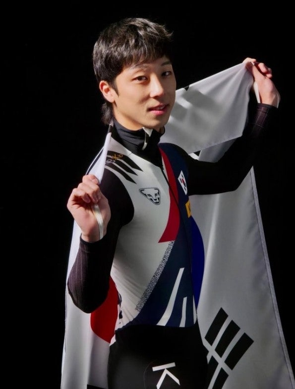 <b>김건우</b> “사망글, 내가 작성한 것 아니다”…직접 <b>생존 신고</b>