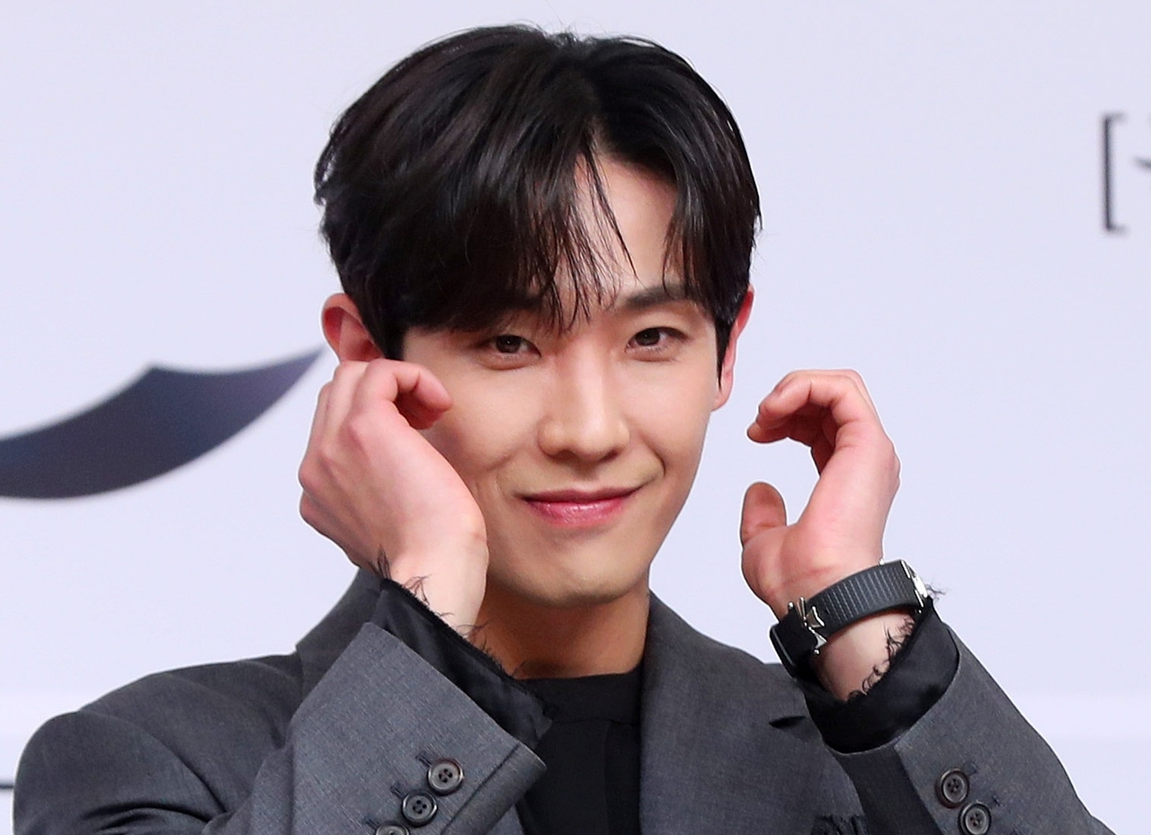 <b>이준</b>, 알고 보니 <b>헬스장 CEO</b>였다…“직원들이 ‘바지 사장님’이라고 불...