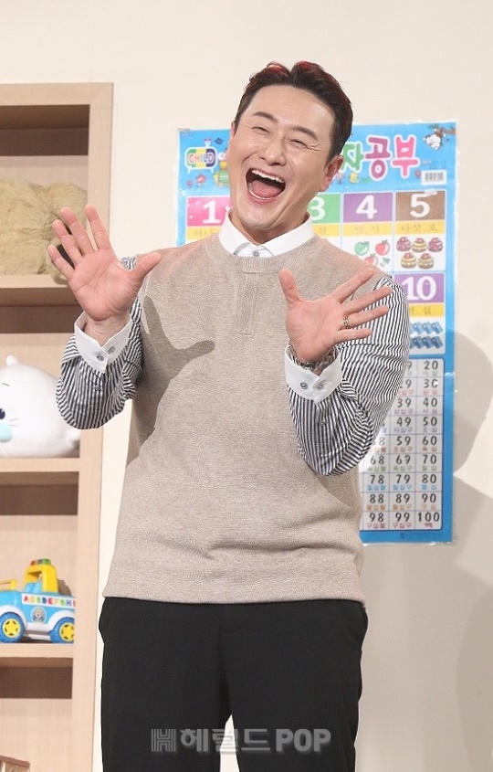<b>김원효</b>, 개그맨 되기 전 月 500만원 벌었다…알고보니 이런 일까지