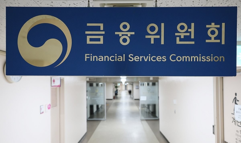<b>금융사 해킹</b>으로 고객정보 10만건 유출…130곳 보안 ‘미흡’