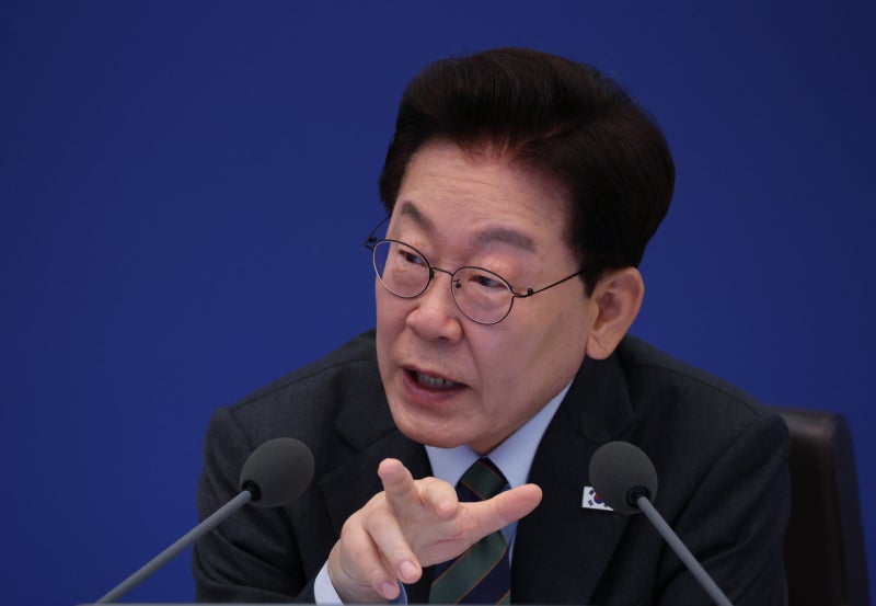 야권, 이재명 대통령 풍자 '제미나이 인증' 릴레이 비판