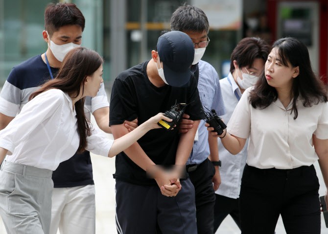 경찰 사칭해 '<b>칼부림</b>' 예고한 30대 직장인 구속
