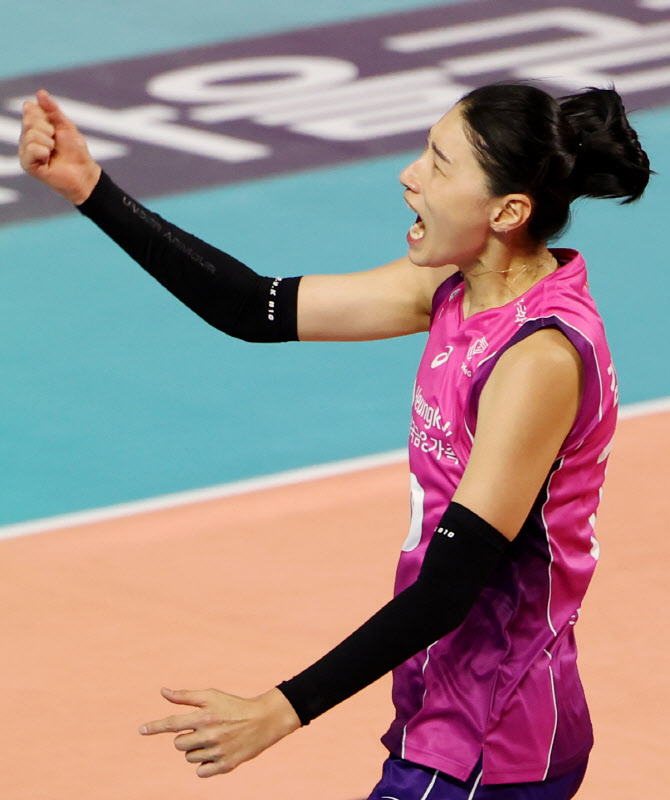 '<b>배구</b>여제' <b>김연경</b>, <b>올스타</b>전 팬투표 최다 득표...신영석, 4시즌 연속 남자부...