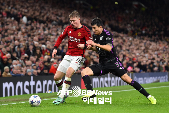 <b>김민재</b>, 풀타임 철벽수비...<b>뮌헨</b>, <b>맨유</b> 꺾고 UCL 무패 16강행