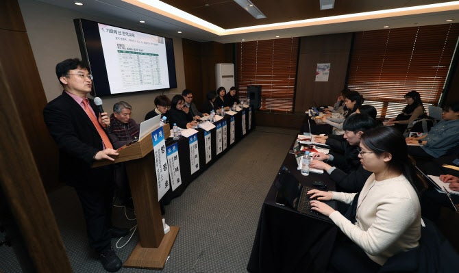 "<b>불법</b> 레슨으로 <b>음대교수</b>들 떼돈…대학 전수조사 촉구"