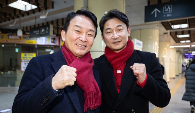 4년 전엔 송영길 돕고…<b>이천수</b>, <b>원희룡</b> <b>후원</b>회장 맡는다