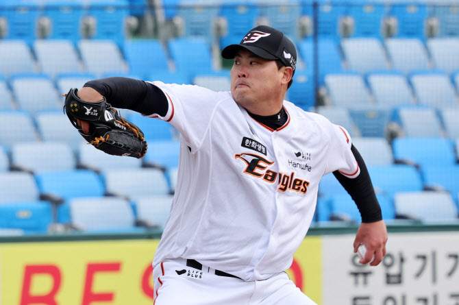 25억원 <b>류현진</b>·<b>박동원</b>, 올해 연봉킹…KBO 평균은 1억5495만원