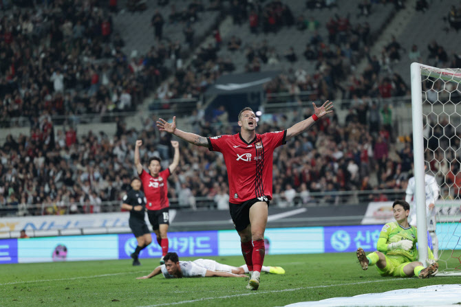 ‘2골 2도움’ <b>서울</b> <b>일류첸코</b>, K리그1 5R 최우수선수
