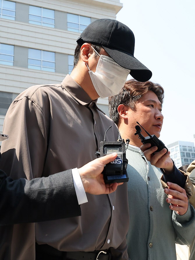 ‘남의 차 만취운전’ <b>신혜성</b>, 실형 면했다… <b>항소심도</b> 집행유예